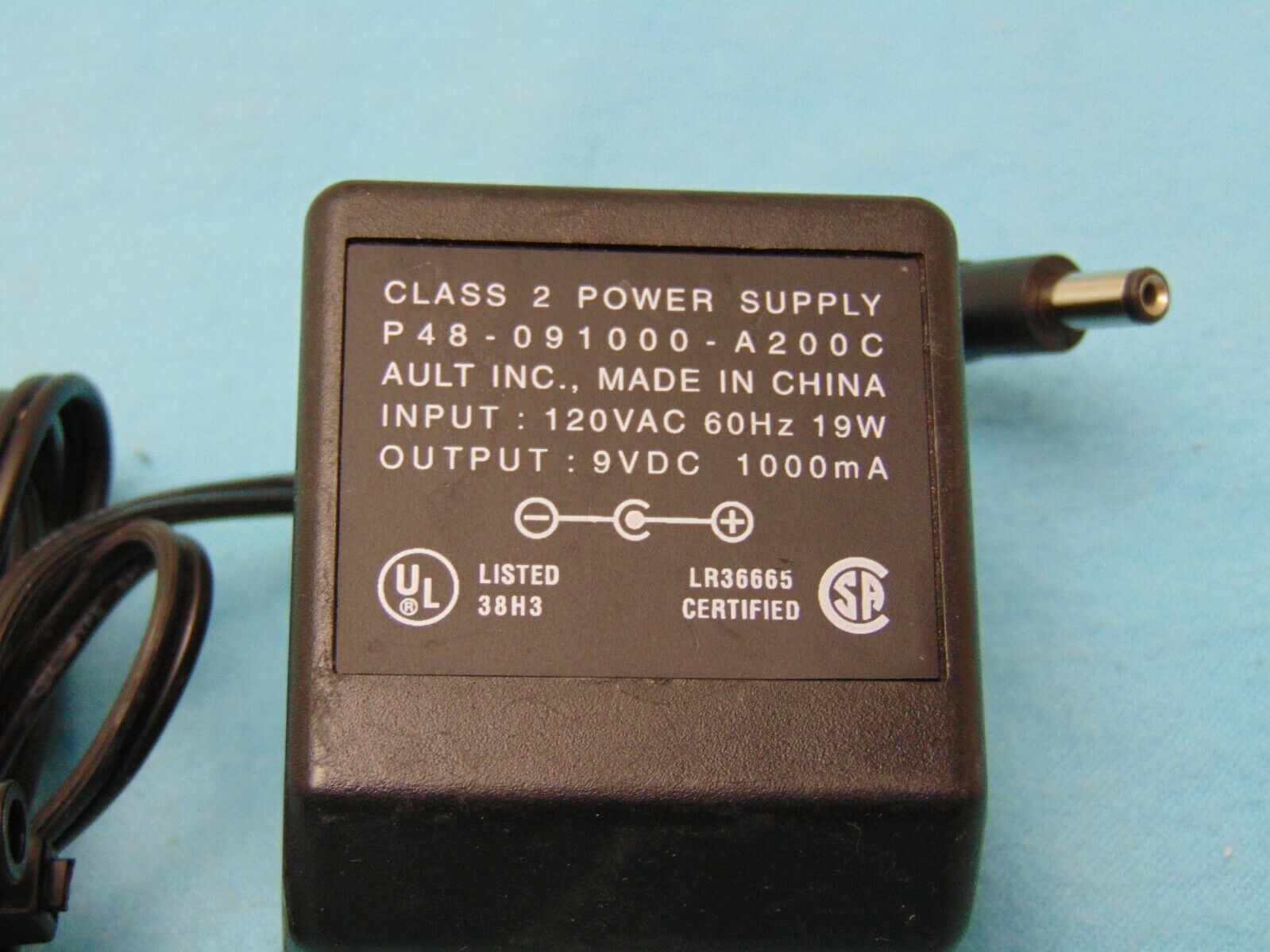 Ault Inc P48-091000-A200C Class 2 Power Supply 9vdc 1000mA ac adapter